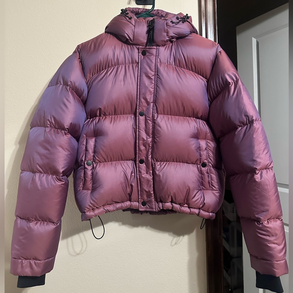 Aritzia The Super Puff Shorty
